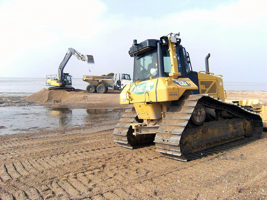 VHE wins Hunstanton to Heacham sea defence works